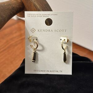 NWT- Kendra Scott Gold Drop Earrings